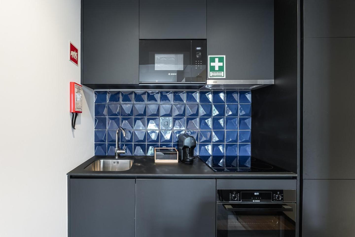 Mompilher Apartments Porto Exterior photo